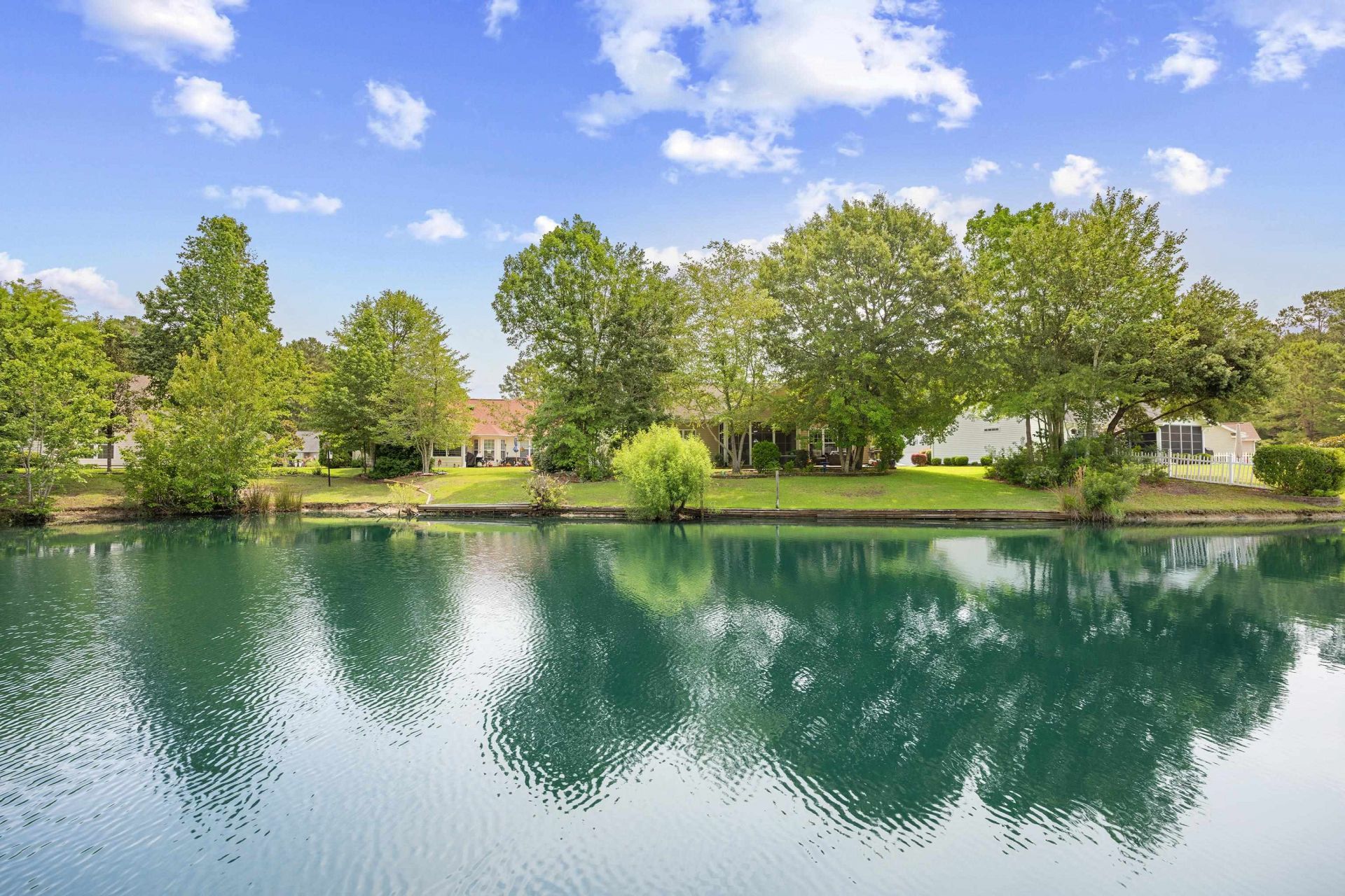 488 Westham Dr. Photo 41
