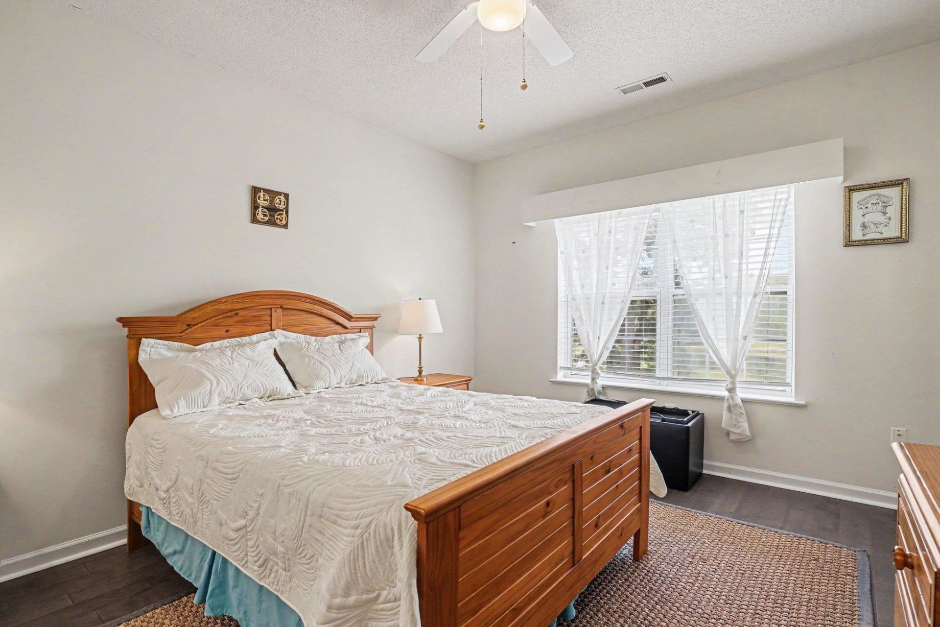 4449 Turtle Ln. Photo 11