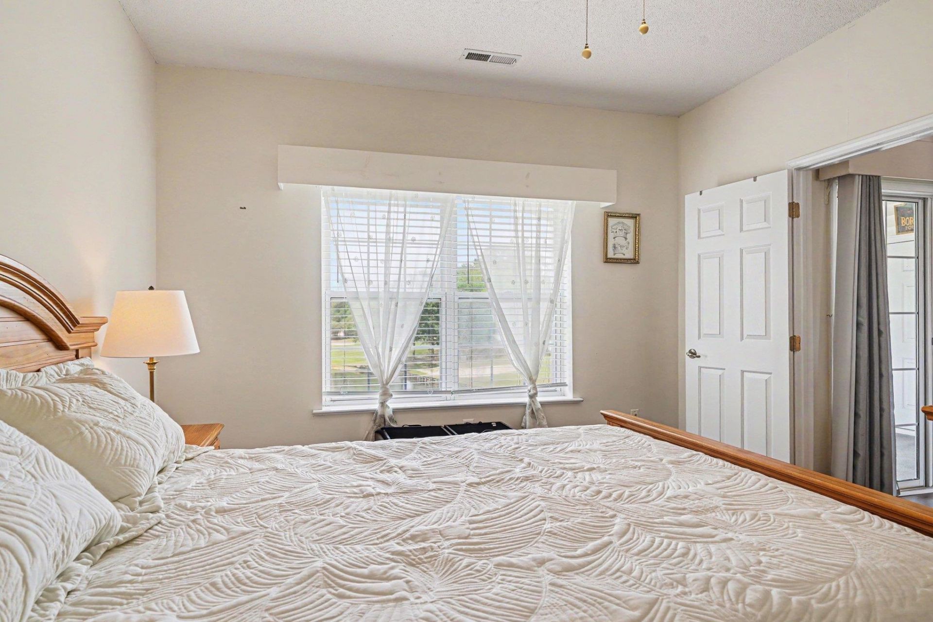 4449 Turtle Ln. Photo 13