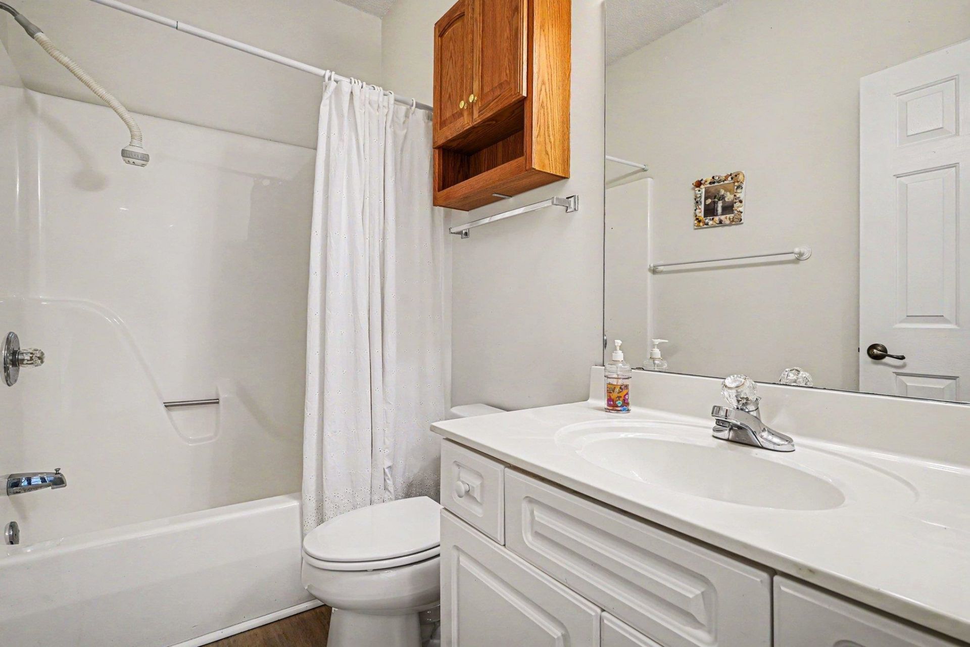 4449 Turtle Ln. Photo 18