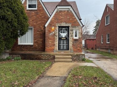 16210 Ferguson Street, Detroit, Mi 48235