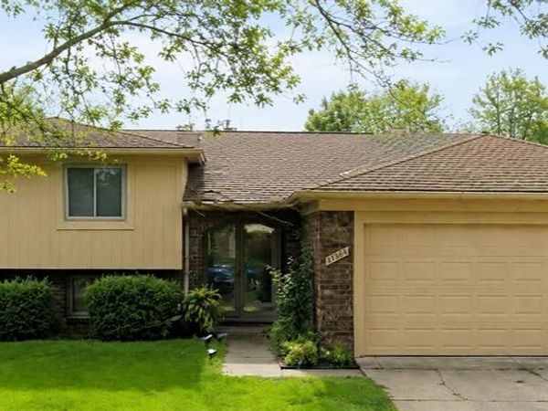 45429 Brunswick Drive, CANTON, MI 48187