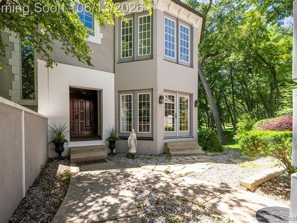 5409 Bristol Parke Drive, Independence Twp, MI 48348