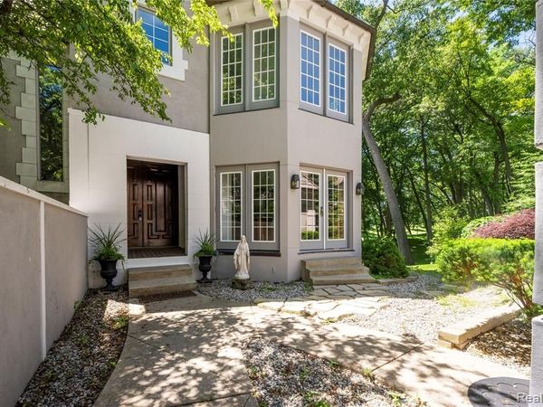 5409 Bristol Parke Drive, Independence Twp, MI 48348