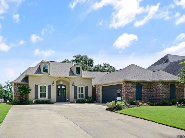 12066 River Highlands Drive, St Amant, LA 70774