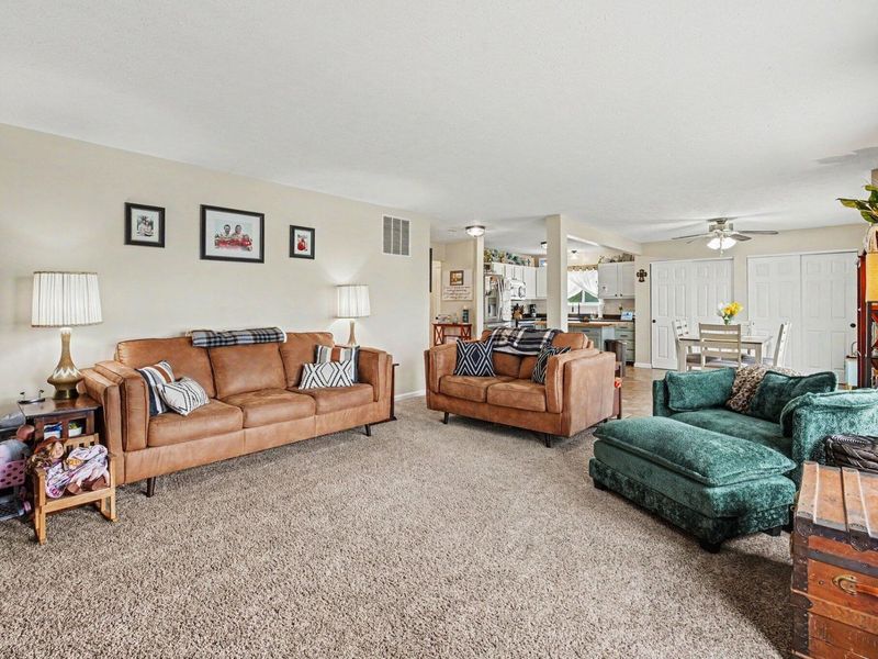 9728 Whispering Way, Alexandria, KY 41001 Photo 4