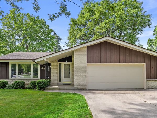 12115 W Luther Ave, Hales Corners, WI 53130