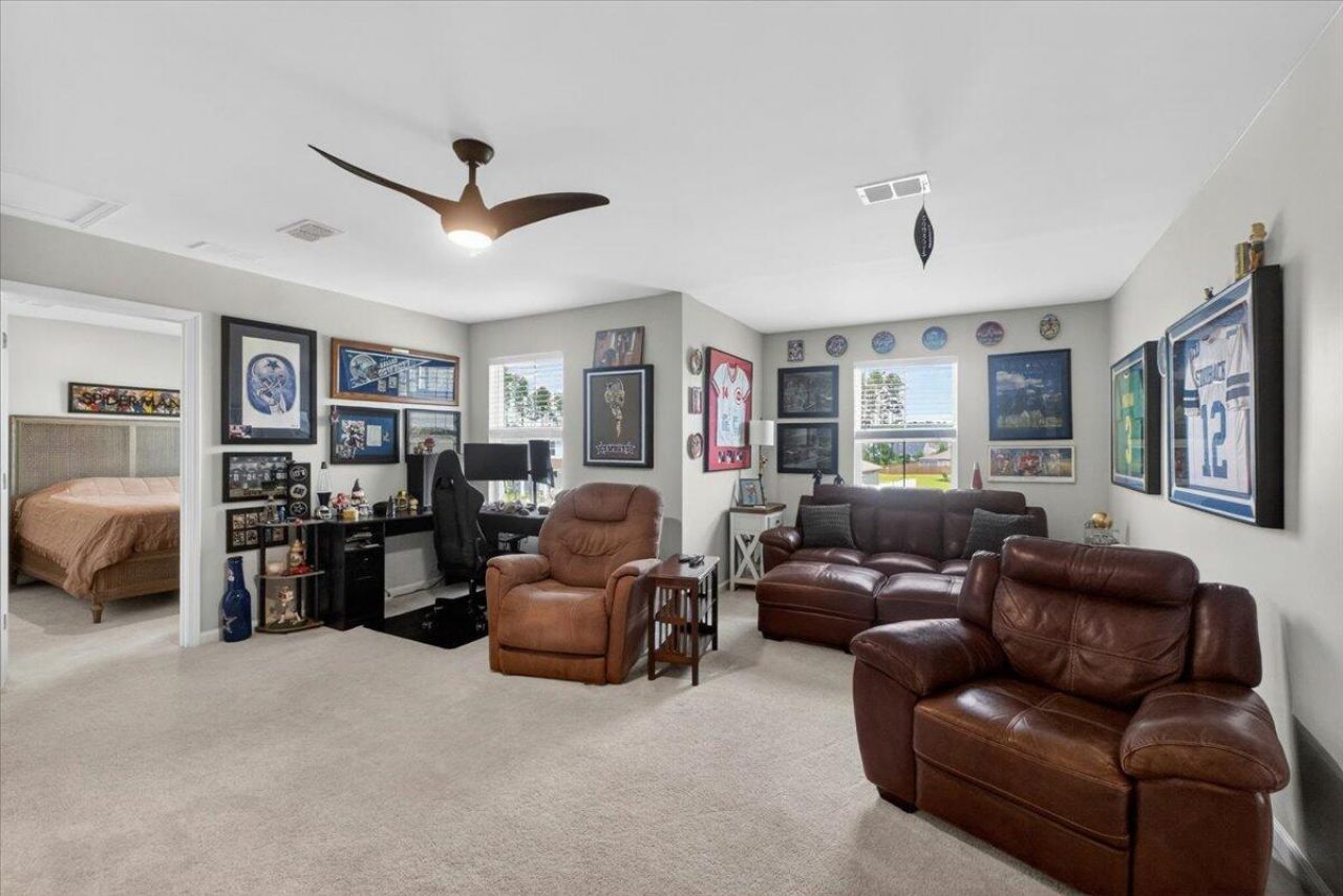 241 Shadybrook Drive Photo 35