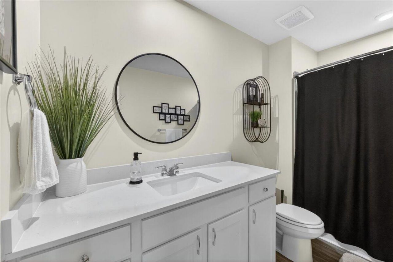 241 Shadybrook Drive Photo 37