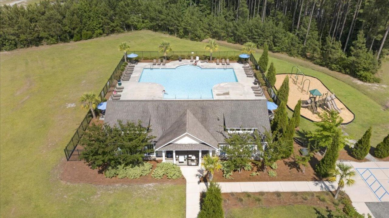 241 Shadybrook Drive Photo 47