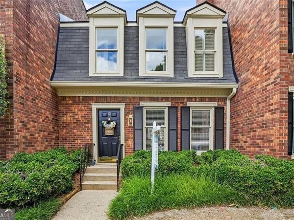 13 Stratford Hall Place NE, Unit #13, Atlanta, GA 30342