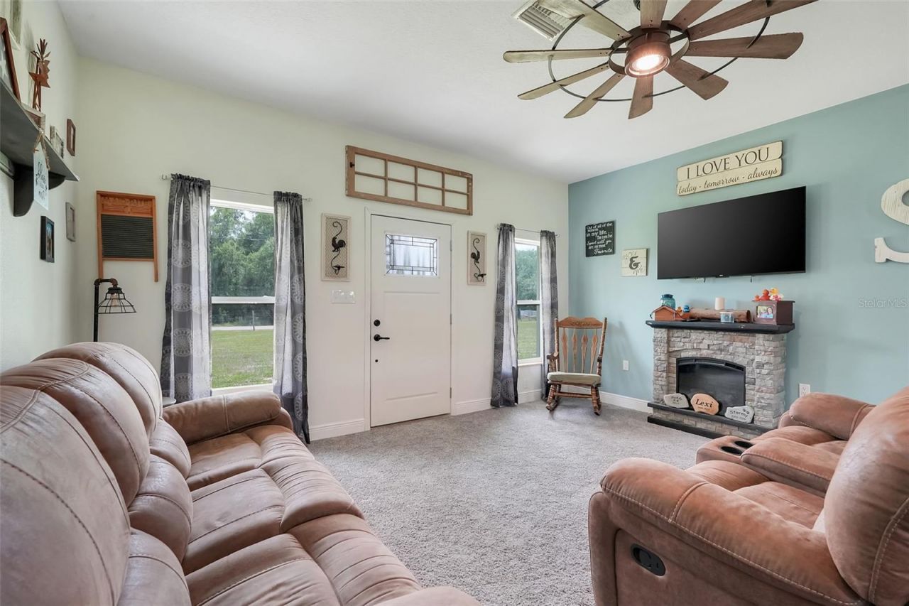 21301 Quail Hammock Lane, Groveland, FL 34736 Photo