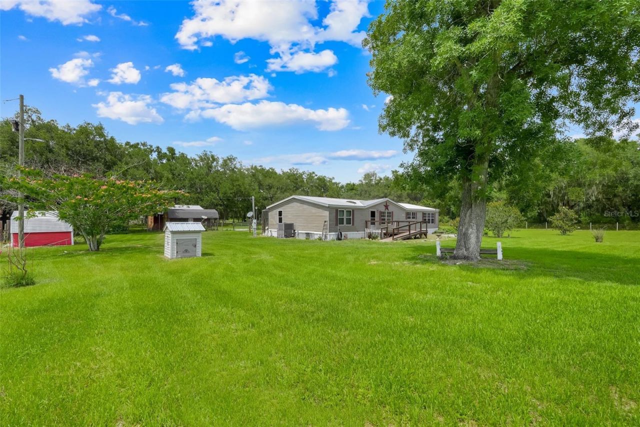 21301 Quail Hammock Lane, Groveland, FL 34736 Photo