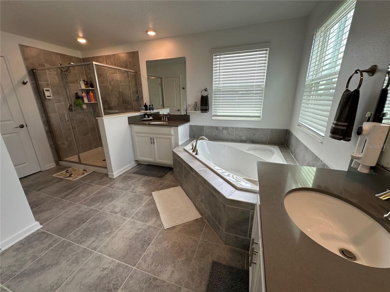 2721 Camden Lane , Davenport, FL 33837 Photo