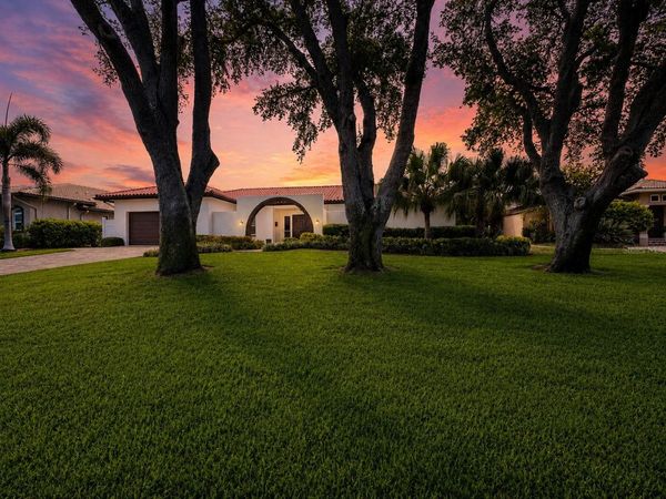 4901 LANSING ST NE , ST PETERSBURG, FL 33703