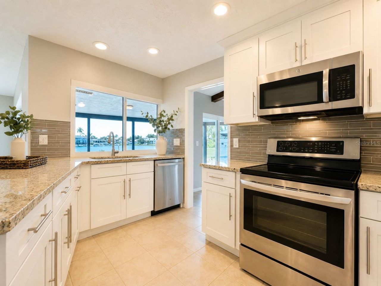 4901 Lansing St Ne, Saint Petersburg, FL 33703 Photo