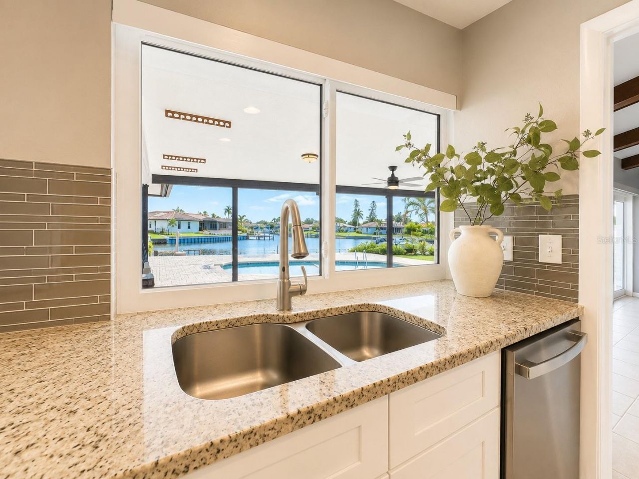 4901 Lansing St Ne, Saint Petersburg, FL 33703 Photo