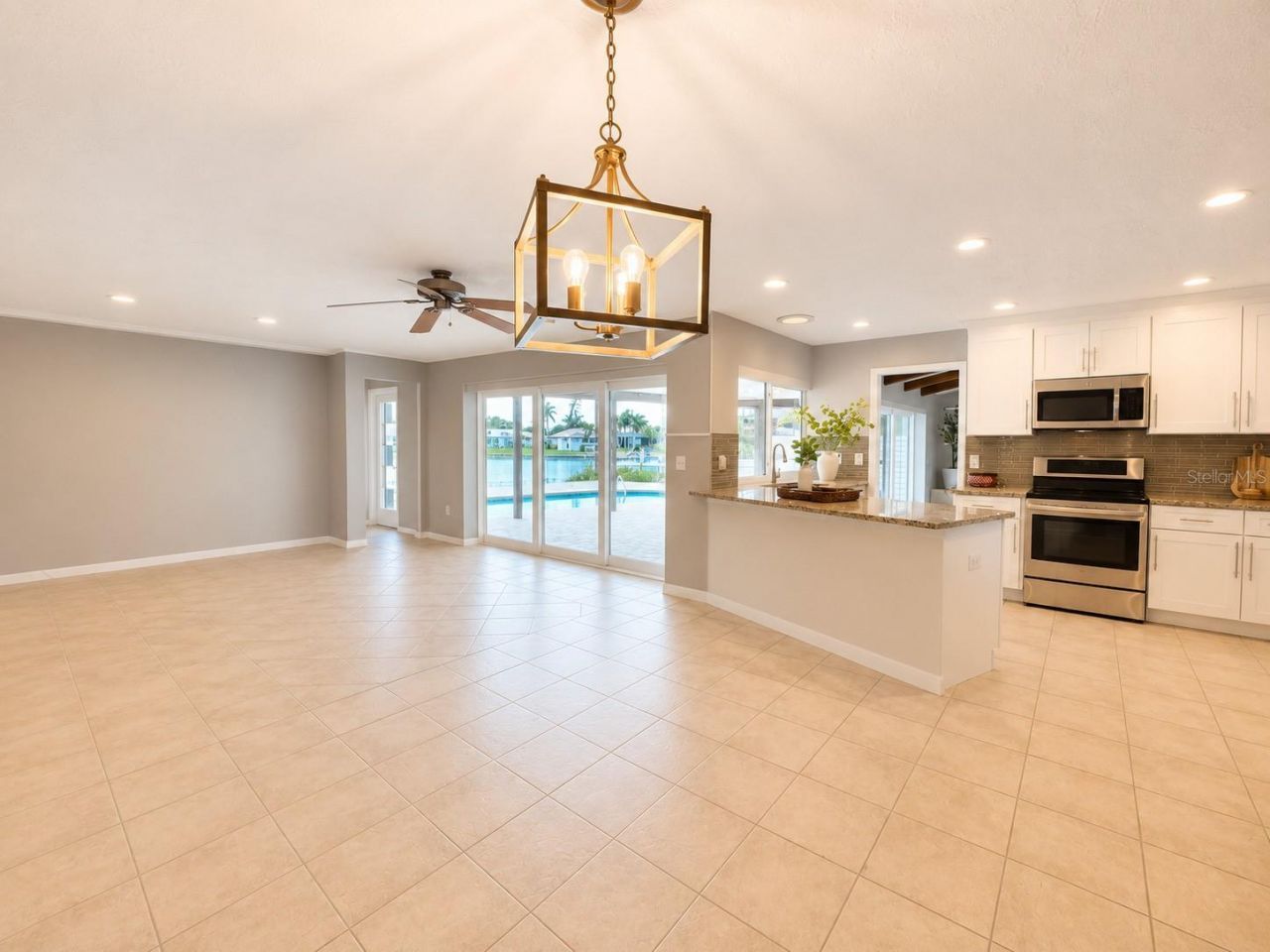 4901 Lansing St Ne, Saint Petersburg, FL 33703 Photo