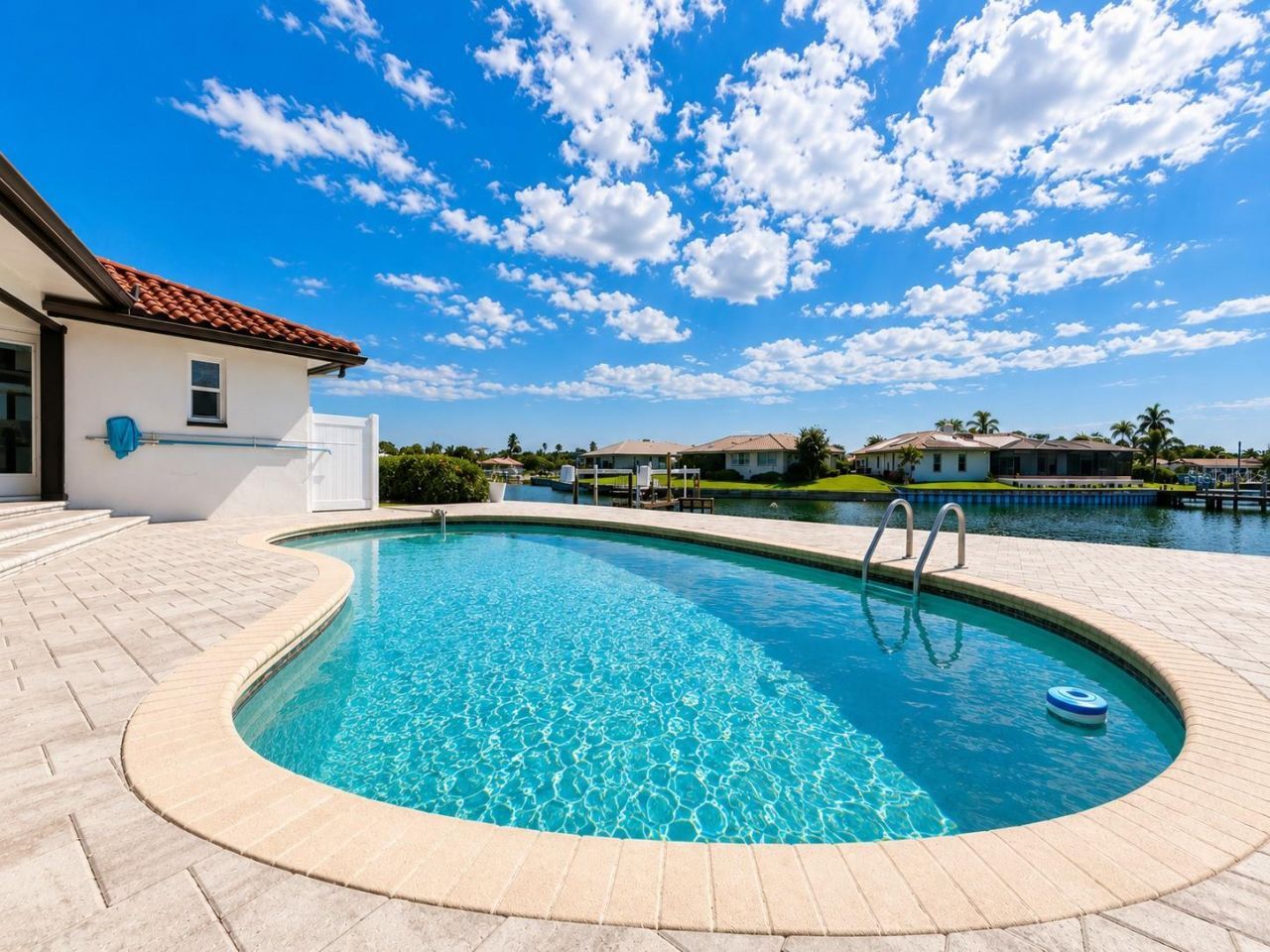 4901 Lansing St Ne, Saint Petersburg, FL 33703 Photo