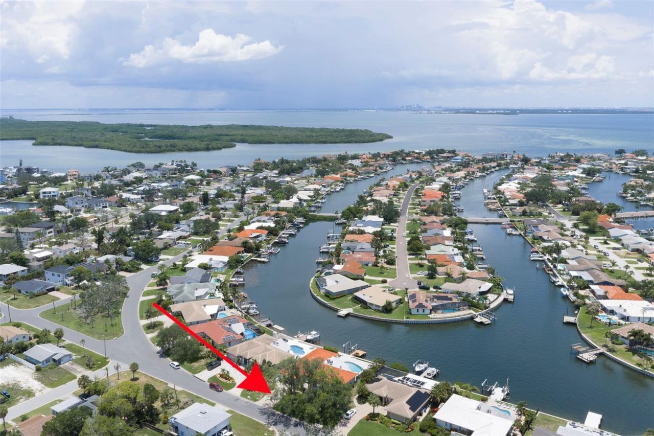 4901 Lansing St Ne, Saint Petersburg, FL 33703 Photo