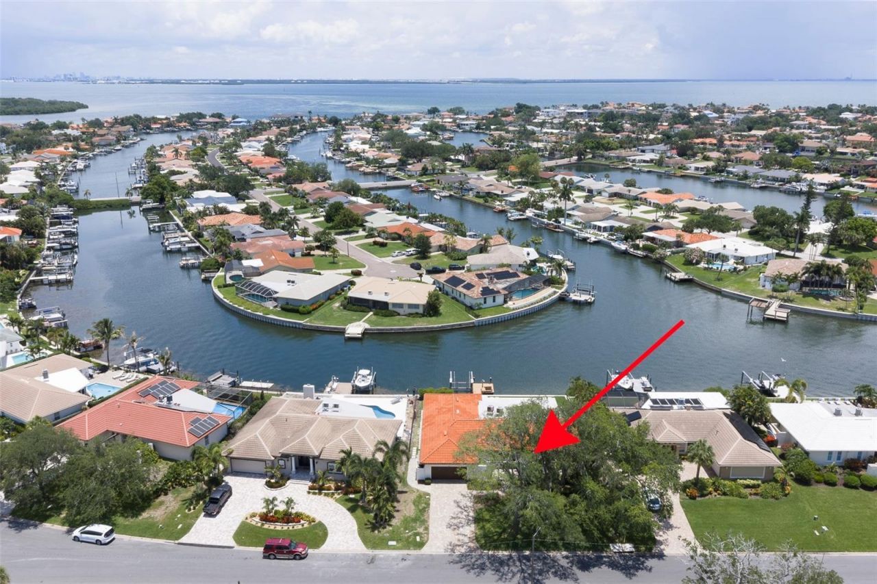 4901 Lansing St Ne, Saint Petersburg, FL 33703 Photo