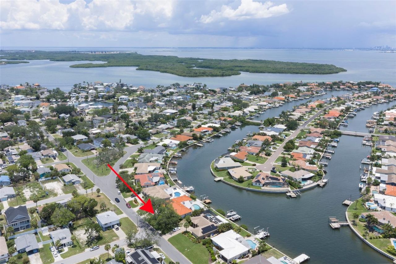 4901 Lansing St Ne, Saint Petersburg, FL 33703 Photo