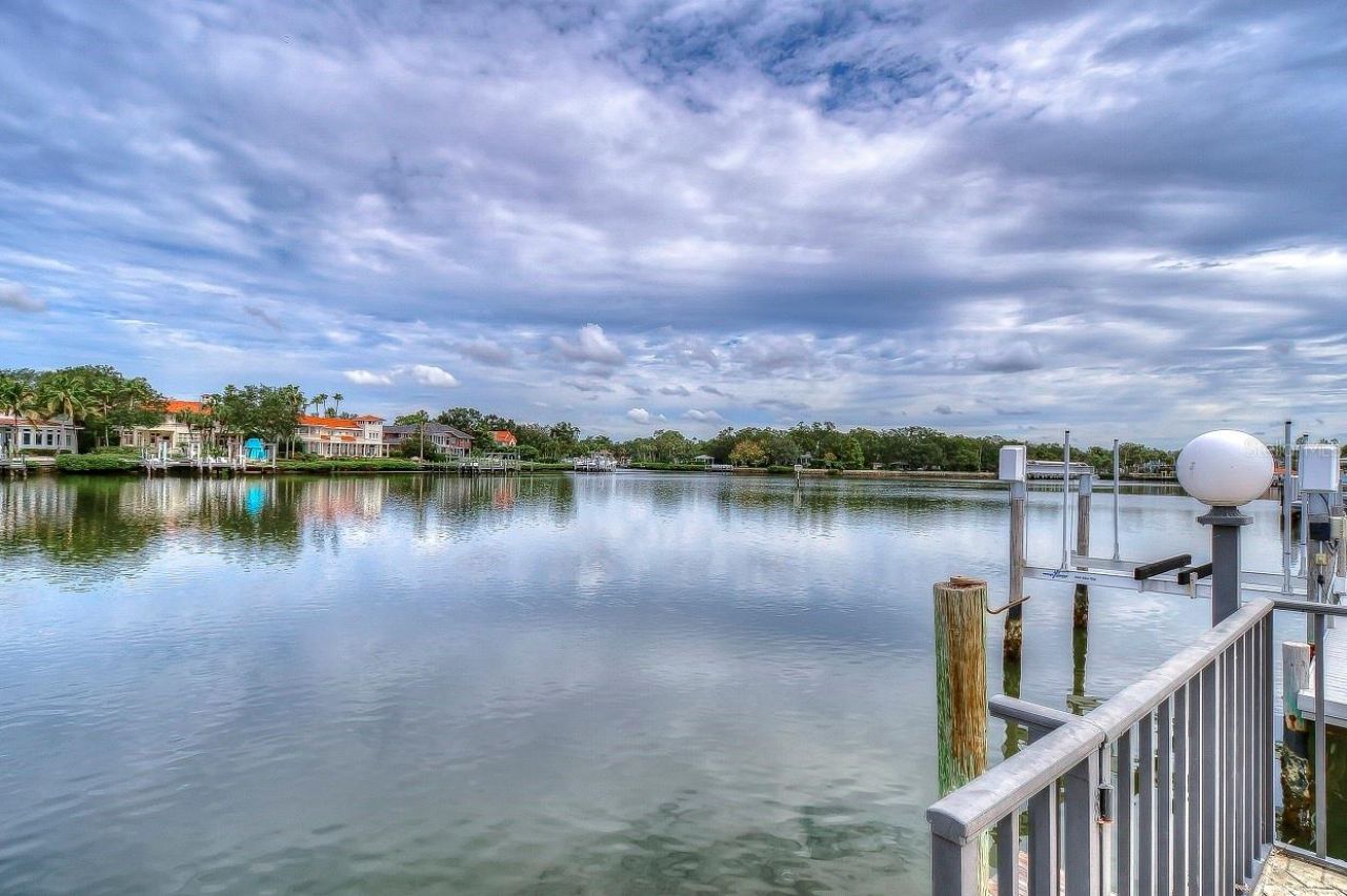 4929 W Bay Way Drive , Tampa, FL 33629 Photo