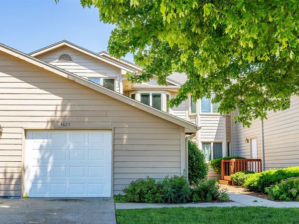 4625 84th Street , Unit C, Urbandale, IA 50322