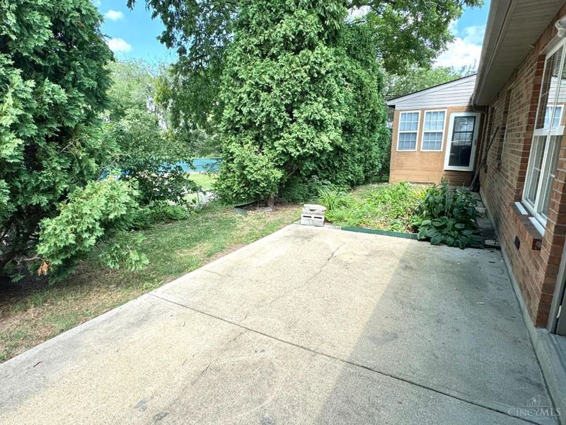 1411 Garden Place, Sharonville, OH 45246 Photo 27
