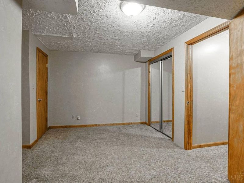 1047 Golfview Road, Middletown, OH 45042 Photo 24