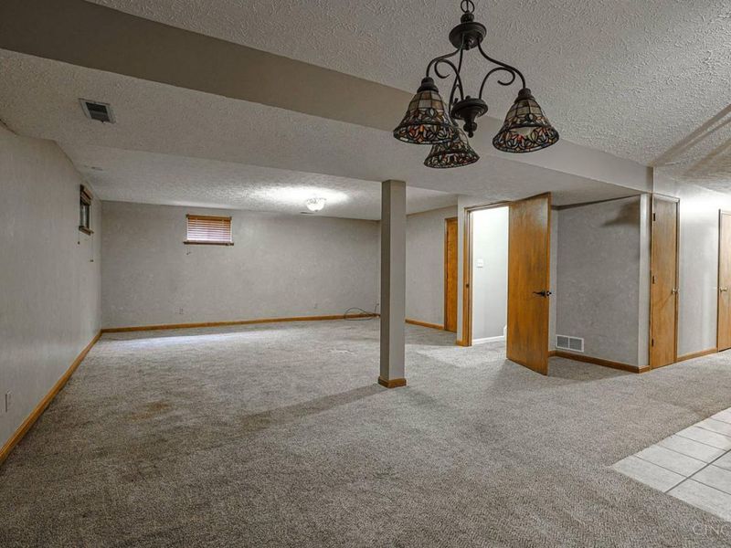 1047 Golfview Road, Middletown, OH 45042 Photo 27