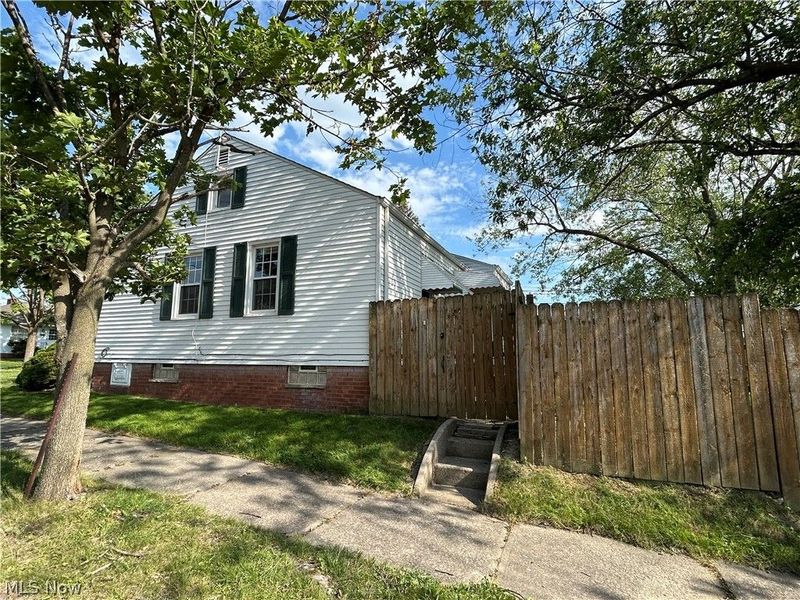 530 Darlington Drive, Bedford, OH 44146 Photo 17