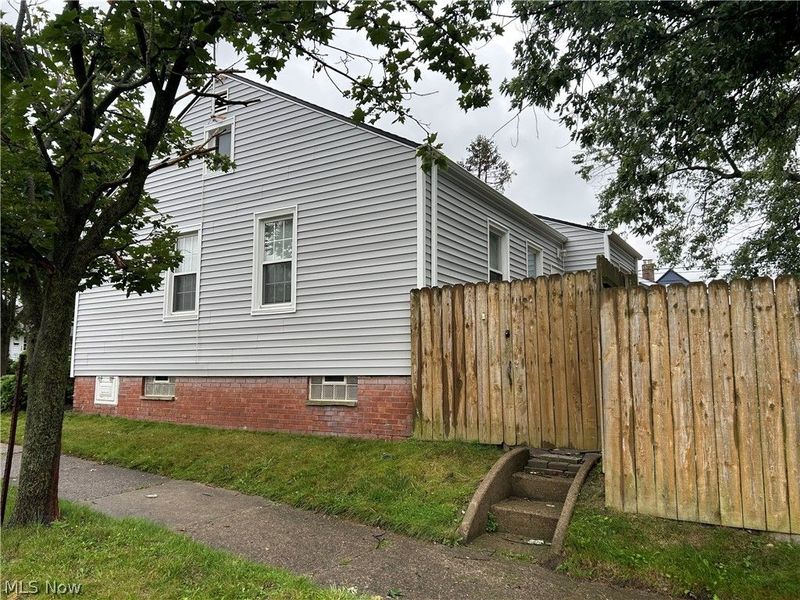 530 Darlington Drive, Bedford, OH 44146 Photo 19
