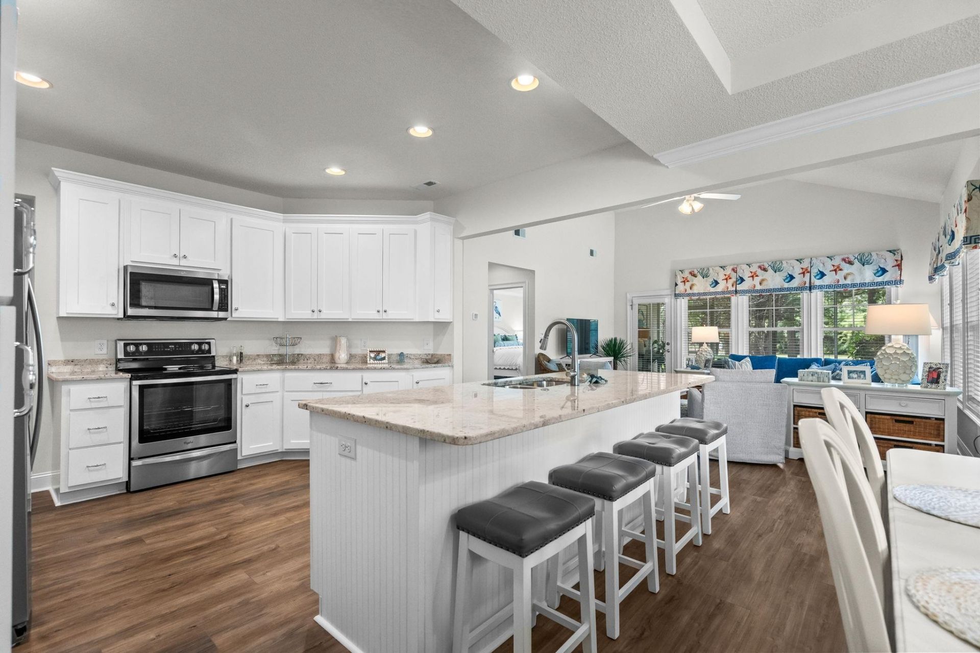 2450 Marsh Glen Dr.  Photo 12