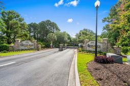 2450 Marsh Glen Dr.  photo 4