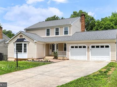 124 ENVIRONS ROAD, STERLING, VA 20165