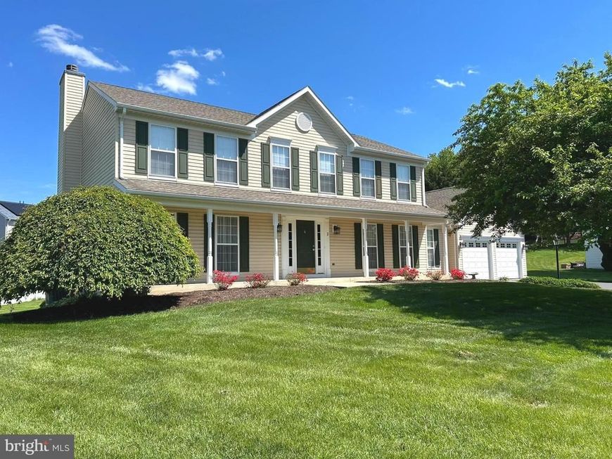 2 Redfern Place, Boonsboro, MD 21713 Main Photo