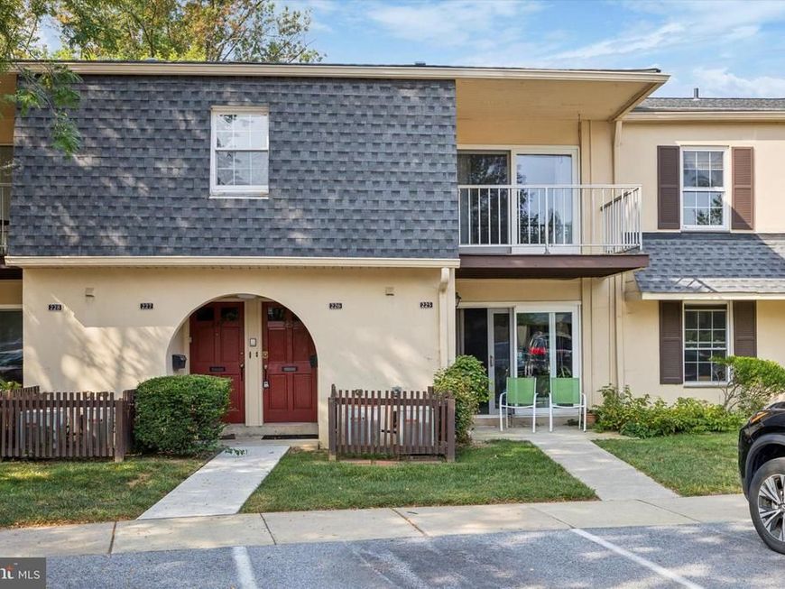 226 Old Forge Crossing , Unit 226, Devon, PA 19333 Main Photo