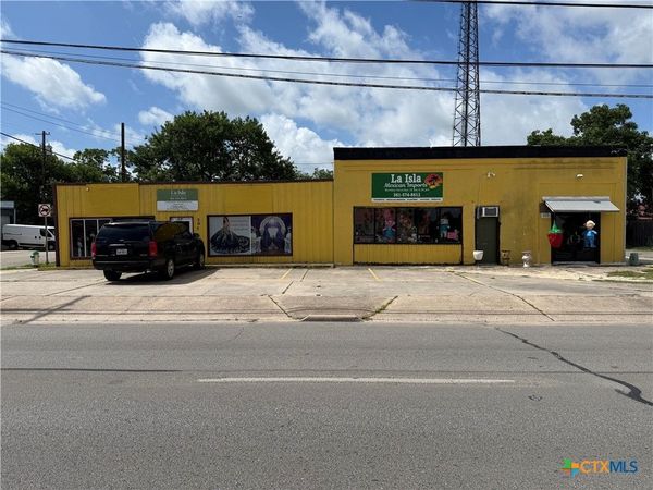 303 & 305 E Rio Grande Street , Unit 305, Victoria, TX 77901