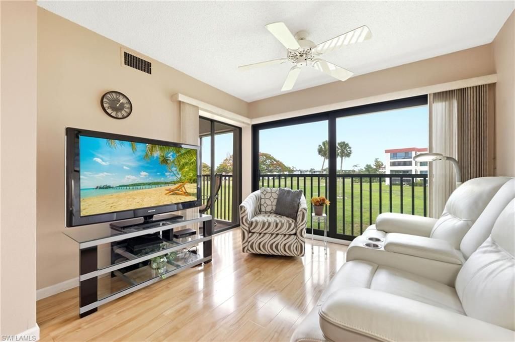 7406 Lake Breeze Dr, Unit 218, Fort Myers, FL 33907 Photo