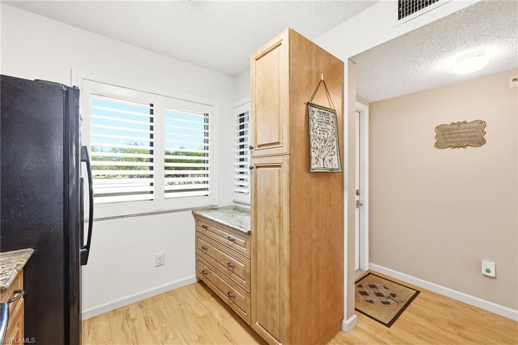 7406 Lake Breeze Dr, Unit 218, Fort Myers, FL 33907 Photo