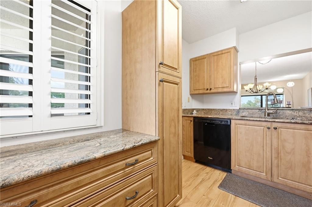 7406 Lake Breeze Dr, Unit 218, Fort Myers, FL 33907 Photo
