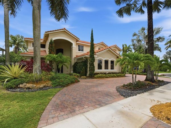929 Gulfstream Ct , Weston, FL 33327