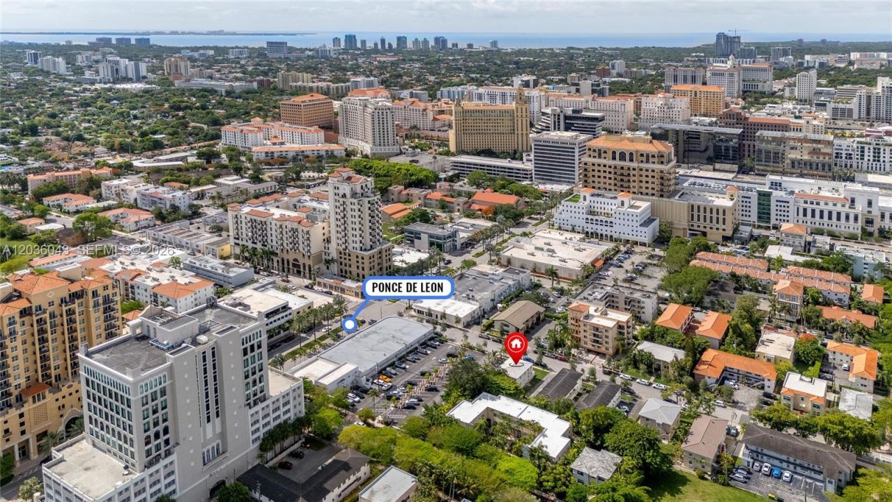 217 Madeira Ave, Unit 4, Coral Gables, FL 33134 Photo