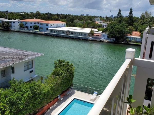 7900 Tatum Waterway Dr , Unit 502, Miami Beach, FL 33141