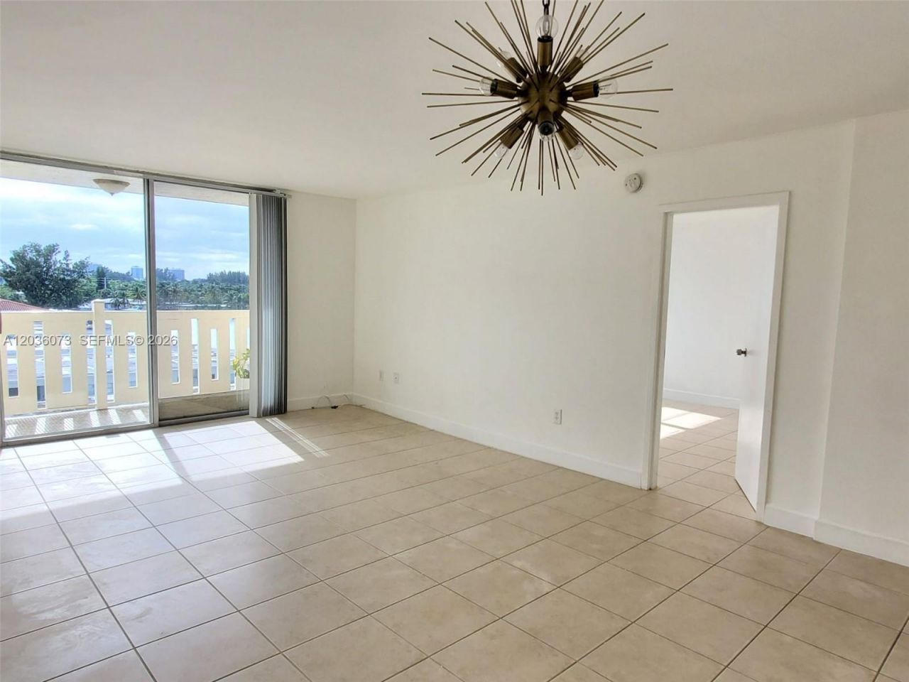7900 Tatum Waterway Dr , Unit 502, Miami Beach, FL 33141 Photo