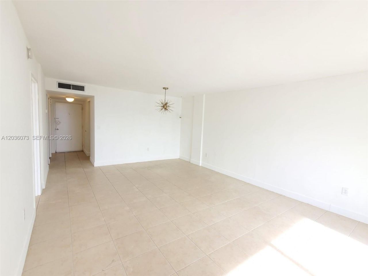7900 Tatum Waterway Dr , Unit 502, Miami Beach, FL 33141 Photo