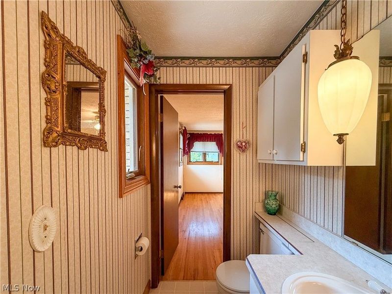 13665 Pawnee Trail, Middleburg Heights, OH 44130 Photo 20