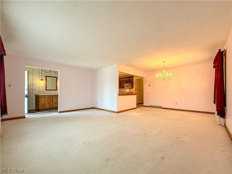 13665 Pawnee Trail, Middleburg Heights, OH 44130 Photo 22
