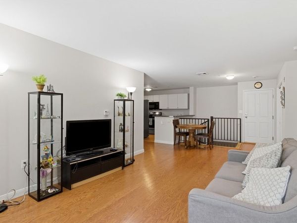 30 Franklin Street, Unit 113, Malden, MA 02148